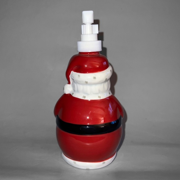 Santa Claus Soap Dispenser - Picture 4 of 7